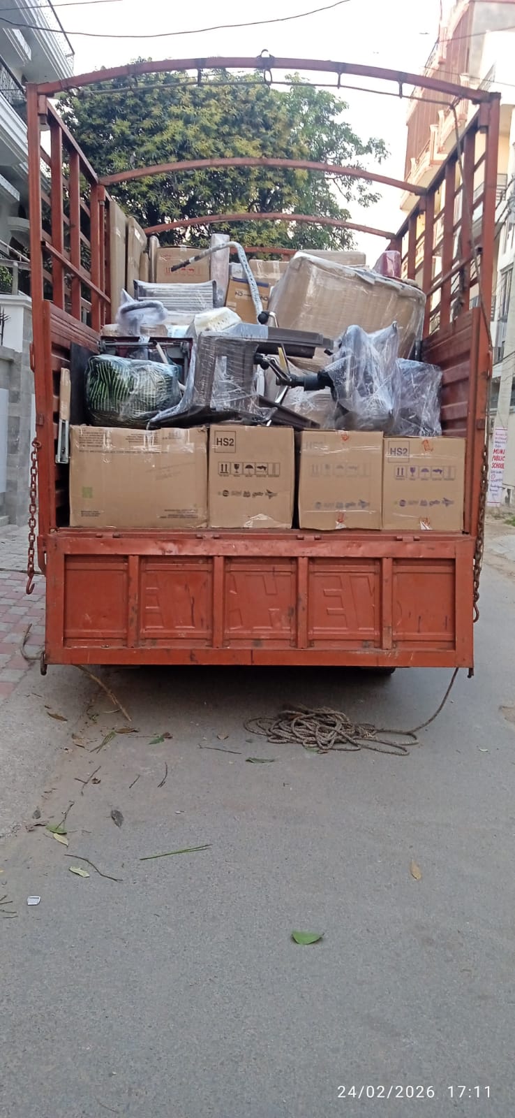 Office Shifting Services in Vapi